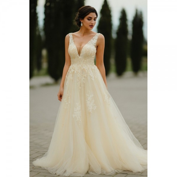 Rochie de mireasă cu etichetă - Haine-second-hand.ro 144089