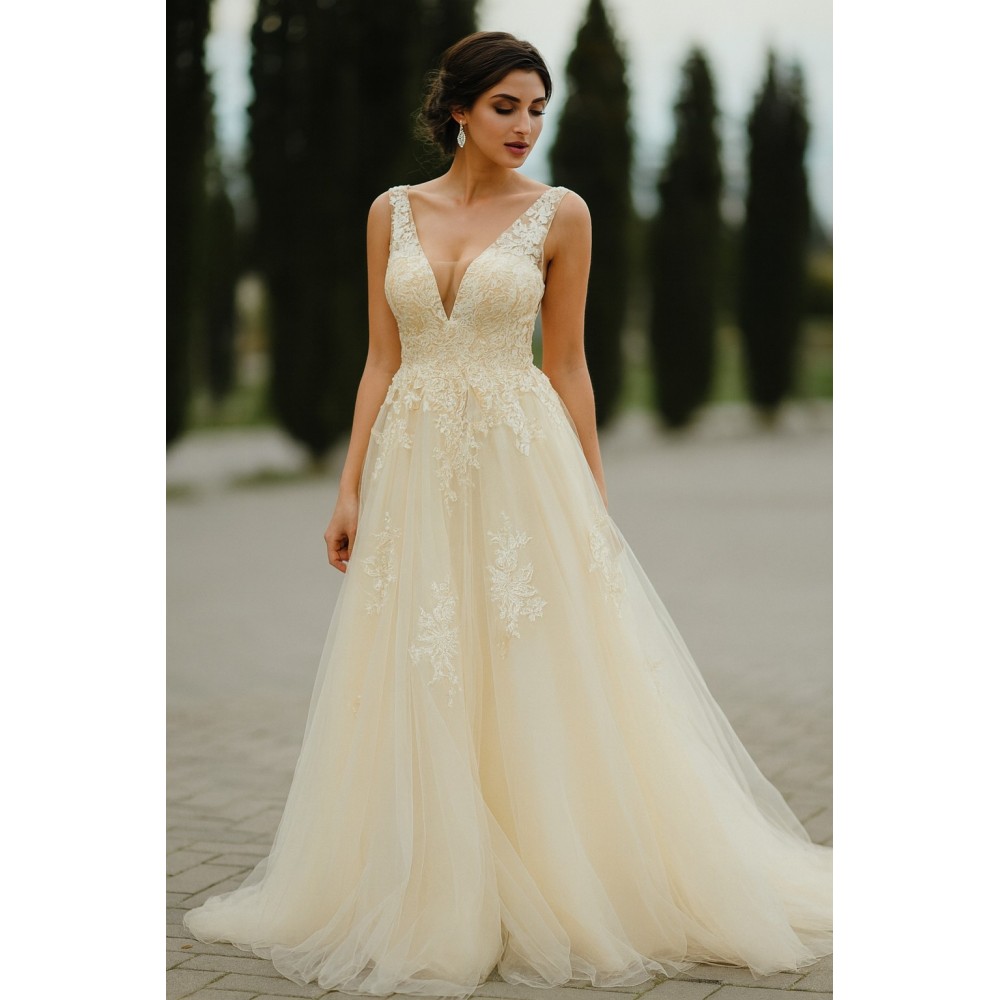 Rochie de mireasă cu etichetă - Haine-second-hand.ro 144089