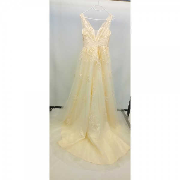 Rochie de mireasă cu etichetă - Haine-second-hand.ro 144090