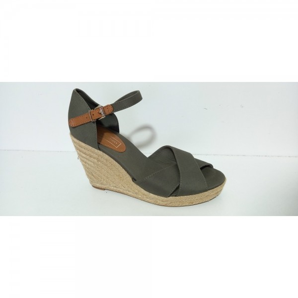Sandale cu platformă - Haine-second-hand.ro 148347