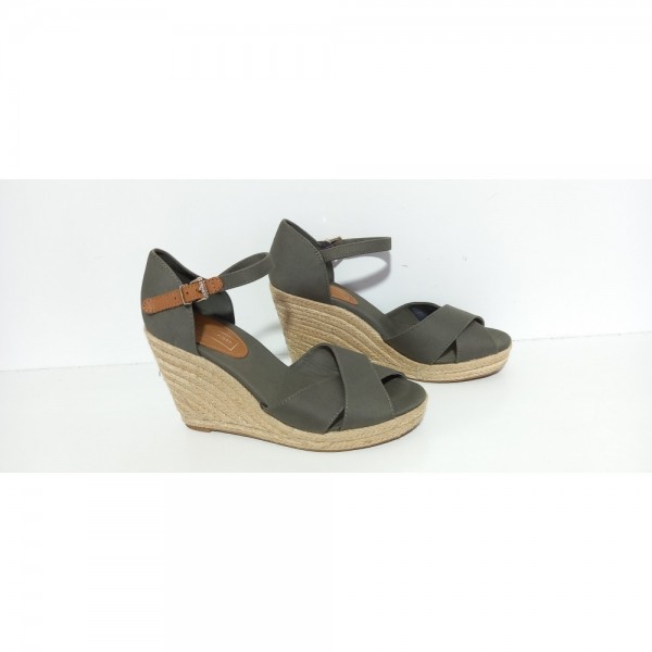 Sandale cu platformă - Haine-second-hand.ro 148348